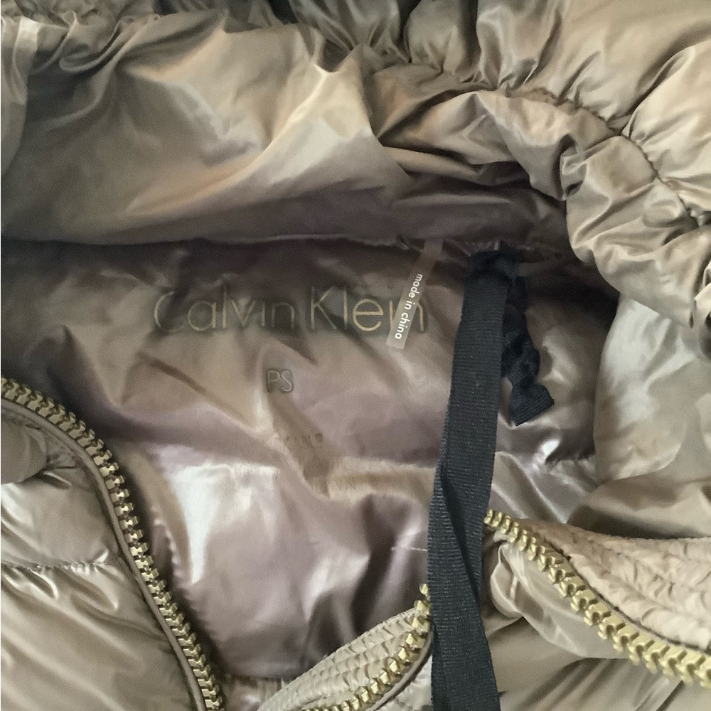 Calvin Klein Packable Jacket - Picture 2 of 5